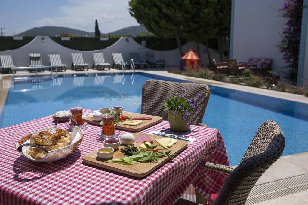 Istanbul Hotel Bodrum 투르크부쿠 외부 사진