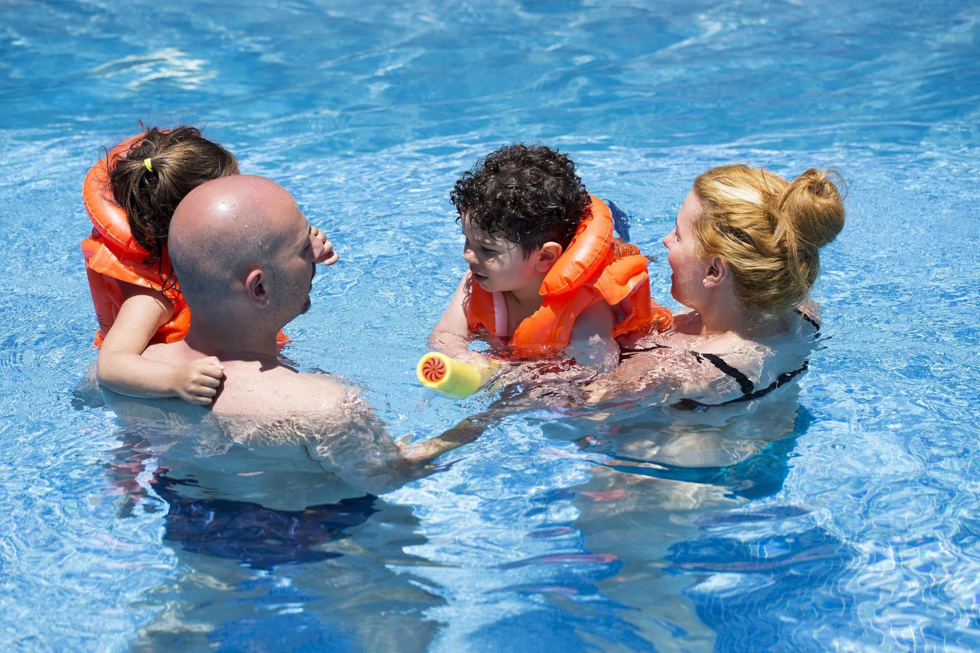 Istanbul Hotel Bodrum 투르크부쿠 외부 사진
